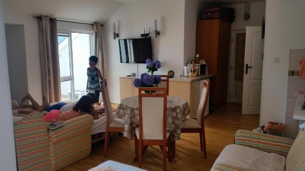 Villa Angelina 쿰보르 외부 사진